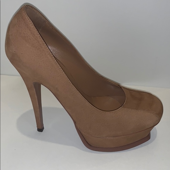 Yves Saint Laurent ‘Tribute’ Pumps - Picture 6 of 10